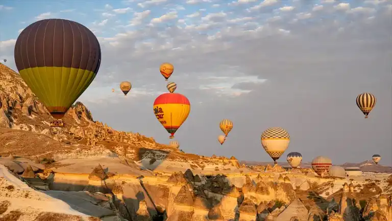 Sıcak Hava Balonu Rekoru: 933 Bin Yolcu!